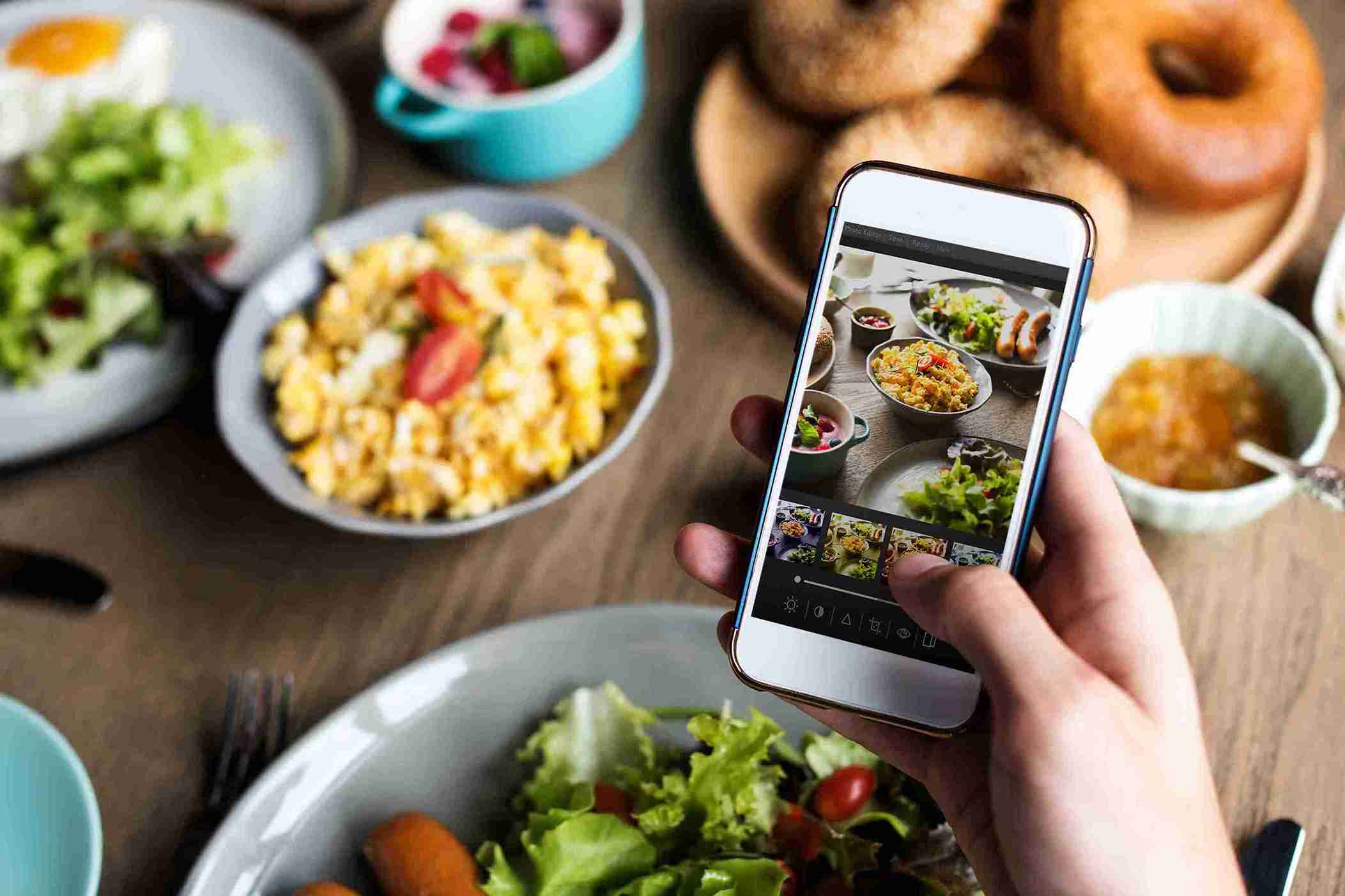 Cara  Membuat Menu Makanan Restoran yang Menarik dan Menguntungkan